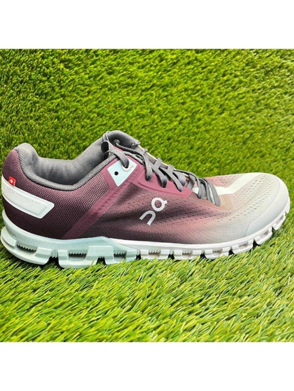 On Cloudflow 3.0 Womens Size 10.5 Burgundy Gray Athletic Running Shoes Sneakers